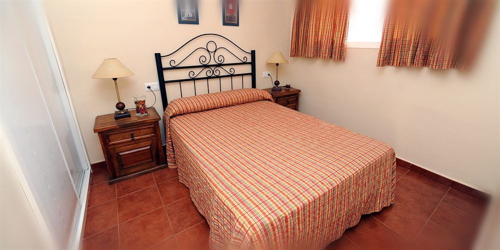 Leo Islamar Apartamento *